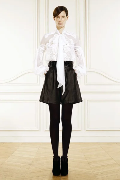 Look 5